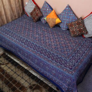 Dark Blue Kantha stitch Single Bedspread / Duvet with traditional patterns in black & Red color